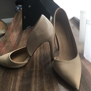 nude suede pumps, size 6